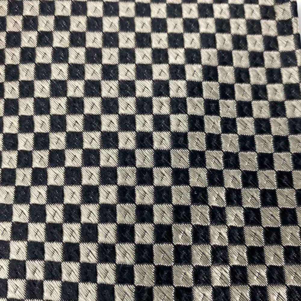 Hugo Boss Necktie - Picture 3 of 5